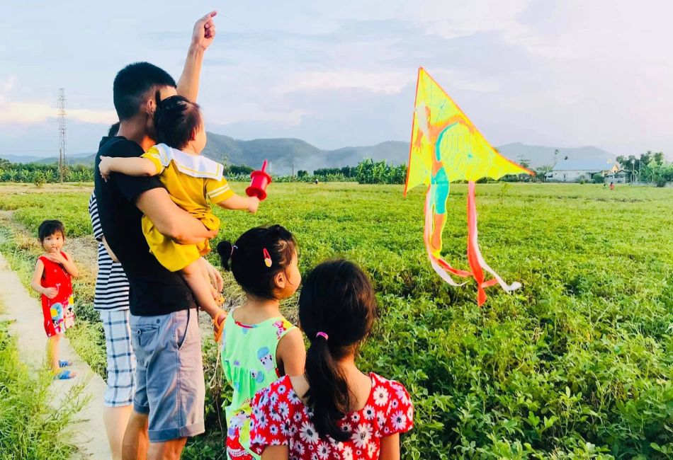 La Chu Kite-making