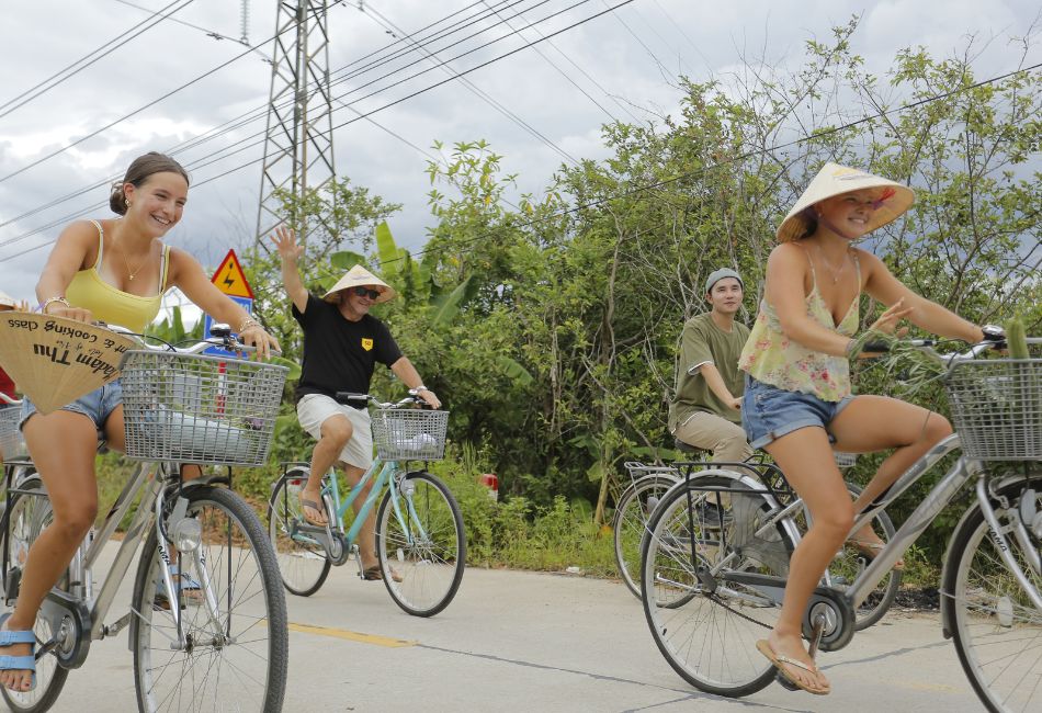 La Chu Countryside Cycling Tour